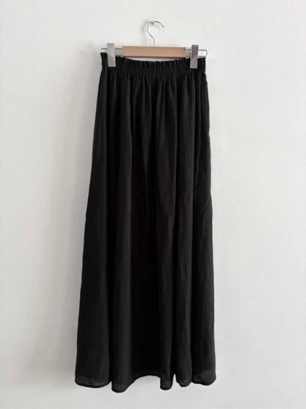 Abercrombie & Fitch Crinkle Maxi Skirt NWT Textured Pull On Black Size Small
